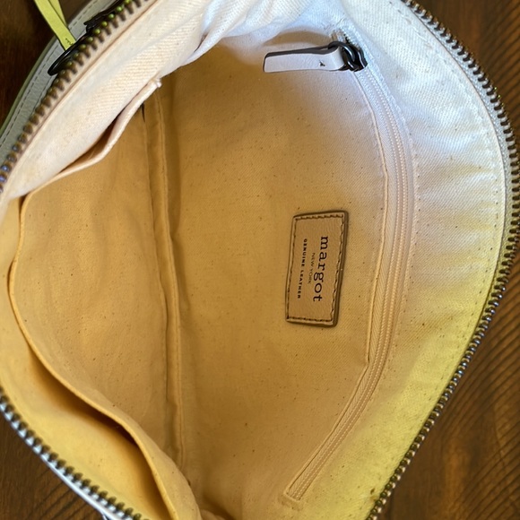 NWOT Margot Nude Pink Leather Crossbody Bag - Picture 5 of 10